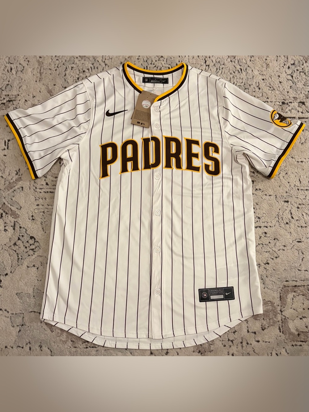 Nike Authentic San Diego Padres Baseball MLB Pinstripe Jersey Men’s Size: Medium - Picture 1 of 9